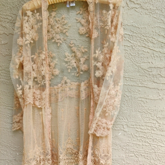 Kaktus Tops - Lace embroidered cardigan/duster
